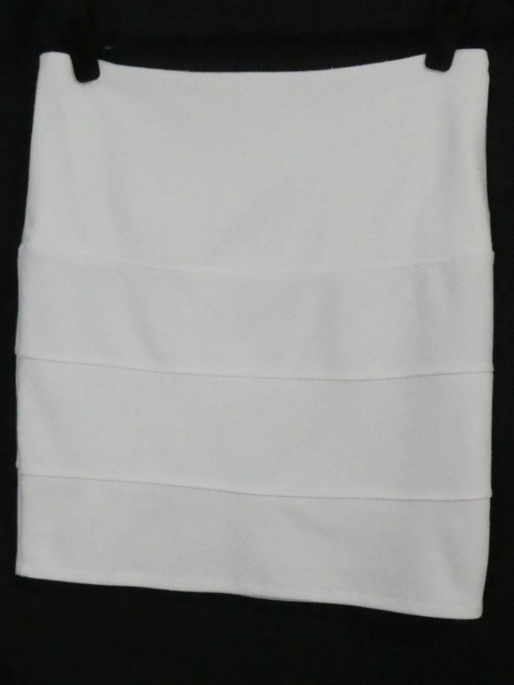 COCO & TASHI White Tiered Bandage Bodycon Mini Skirt - Size Medium